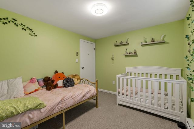 166 BUTTER RD, Leola, PA 17540