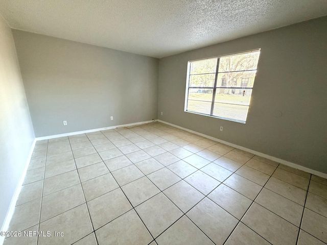 460 BENTWOOD Lane, Orange Park, FL 32073