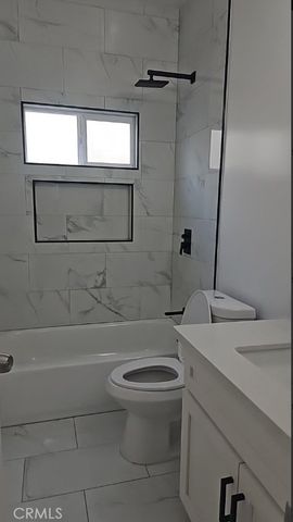 949 W Magnolia Street, Compton, CA 90220