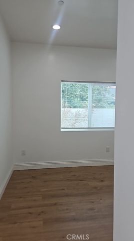 949 W Magnolia Street, Compton, CA 90220