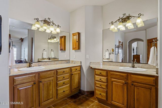 3422 Montecito Court, Las Cruces, NM 88011