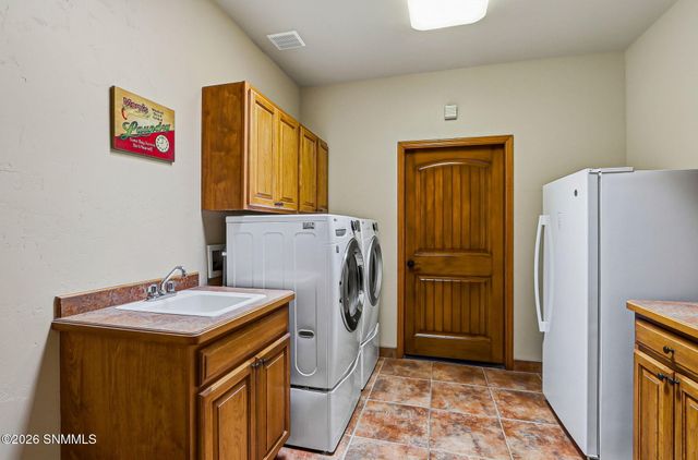 3422 Montecito Court, Las Cruces, NM 88011