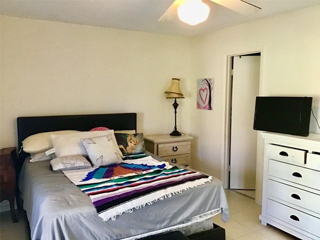 7 Oakridge B 7, Deerfield Beach, FL 33442