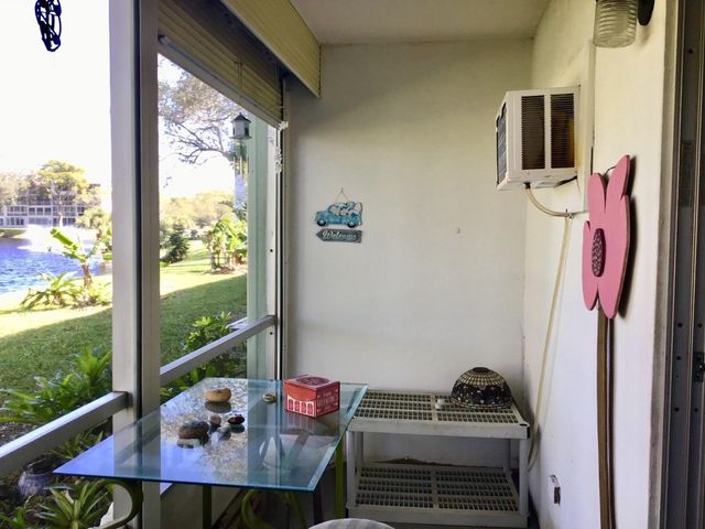 7 Oakridge B 7, Deerfield Beach, FL 33442