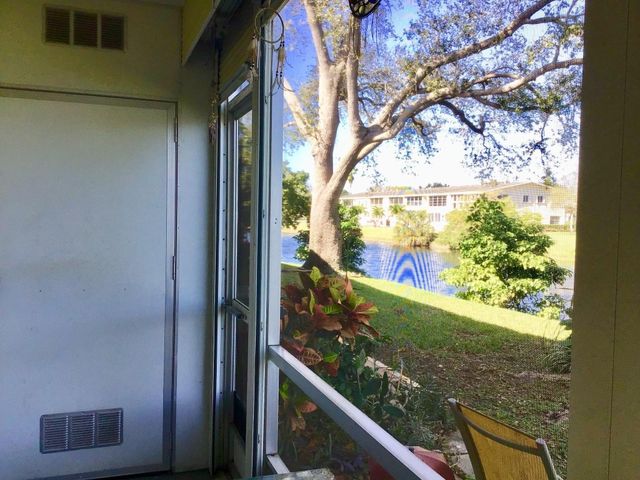 7 Oakridge B 7, Deerfield Beach, FL 33442