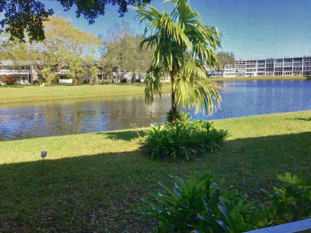 7 Oakridge B 7, Deerfield Beach, FL 33442