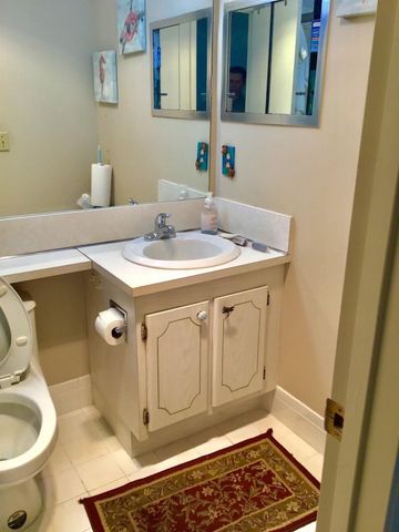 7 Oakridge B 7, Deerfield Beach, FL 33442