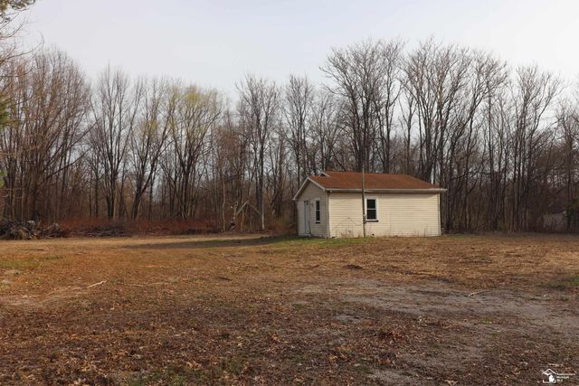 2630 W Temperance Road, Bedford Twp, MI 48182