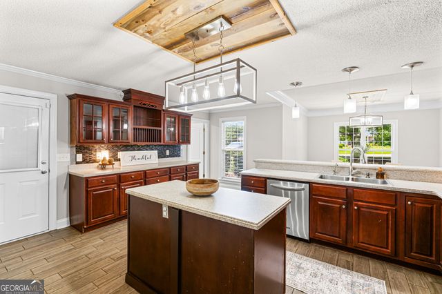 222 Audrey Way, Kathleen, GA 31047
