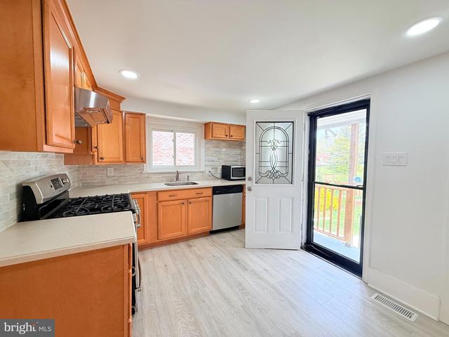 433 MAY ST, Pottstown, PA 19464