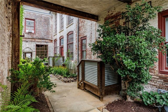 585 White Circle 5, Athens, GA 30605