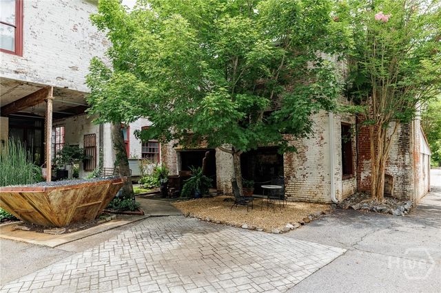 585 White Circle 5, Athens, GA 30605