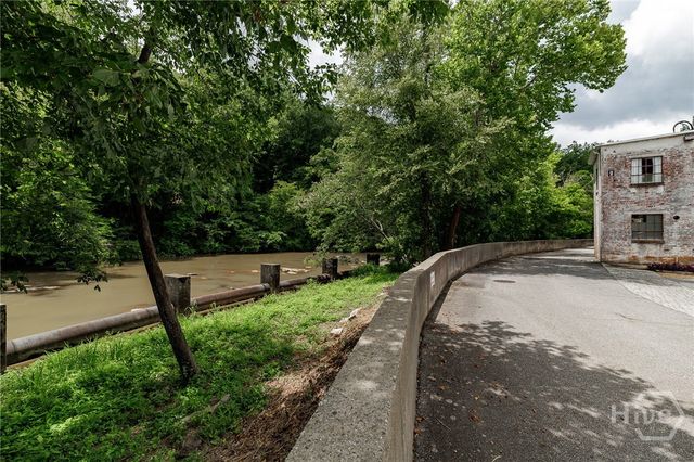 585 White Circle 5, Athens, GA 30605