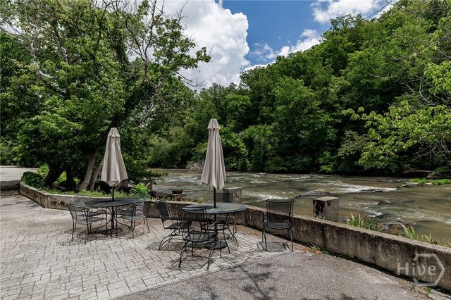 585 White Circle 5, Athens, GA 30605