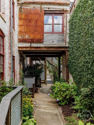 585 White Circle 5, Athens, GA 30605