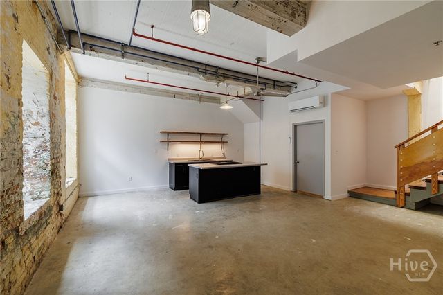 585 White Circle 5, Athens, GA 30605