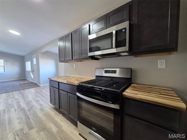 2800 Birch Avenue, Granite City, IL 62040