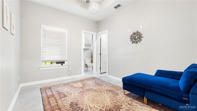 1809 Red River Avenue, Edinburg, TX 78539