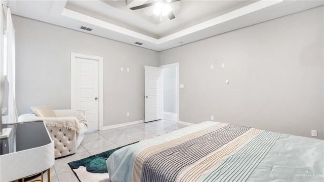 1809 Red River Avenue, Edinburg, TX 78539