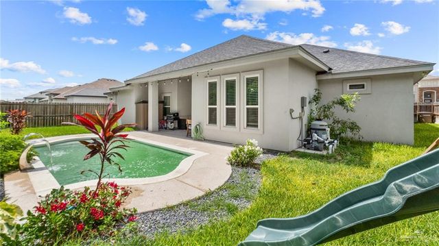 1809 Red River Avenue, Edinburg, TX 78539