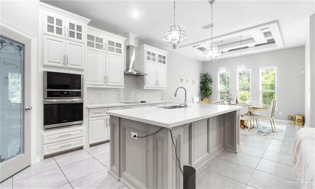 1809 Red River Avenue, Edinburg, TX 78539