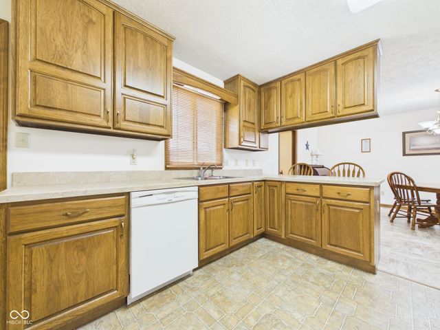 133 Asbury Drive, Anderson, IN 46013
