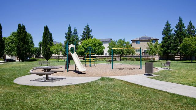 1431 Willowedge Way, Stockton, CA 95206