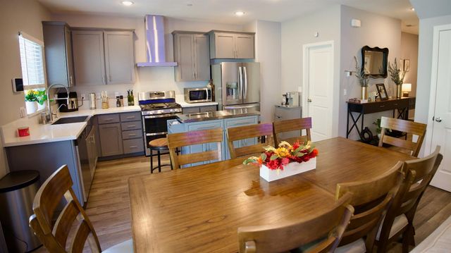 1431 Willowedge Way, Stockton, CA 95206
