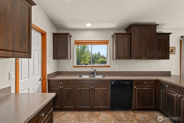 154 SE Mill Creek Road, Shelton, WA 98584