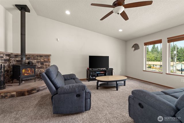 154 SE Mill Creek Road, Shelton, WA 98584