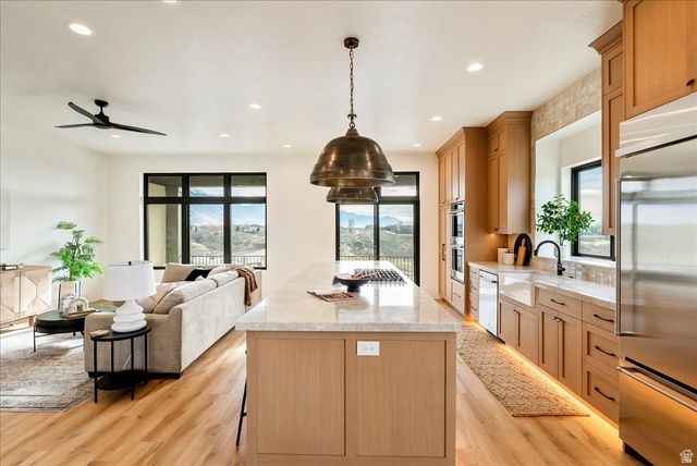 1642 E CENTER DR, Lehi, UT 84043