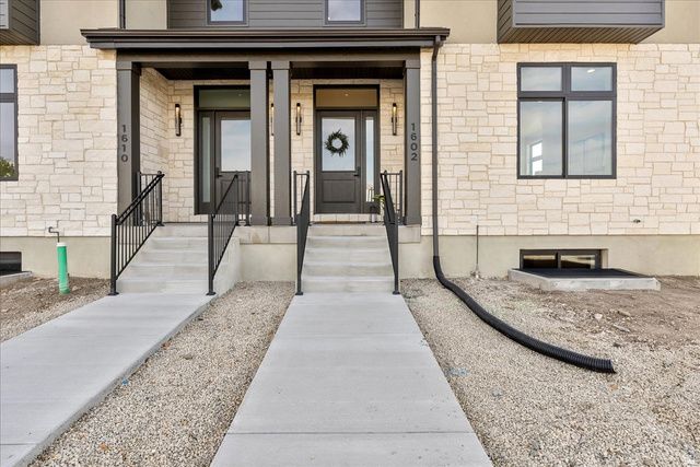 1642 E CENTER DR, Lehi, UT 84043