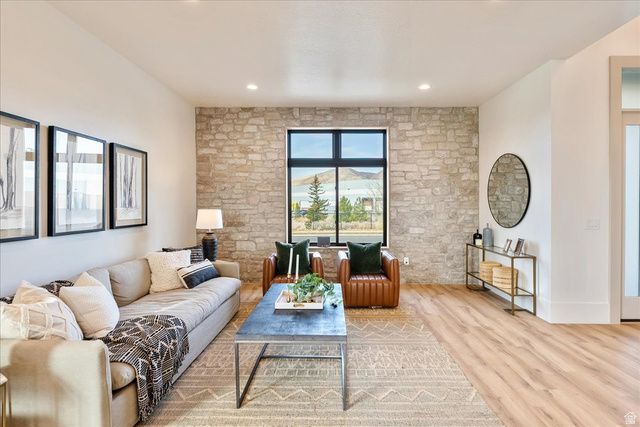 1642 E CENTER DR, Lehi, UT 84043