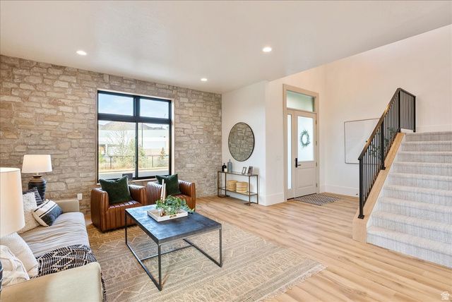 1642 E CENTER DR, Lehi, UT 84043