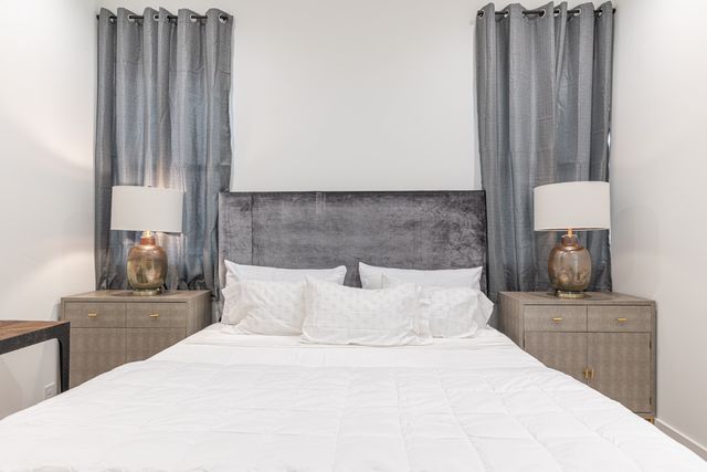 4202 Bonham Street, Dallas, TX 75229