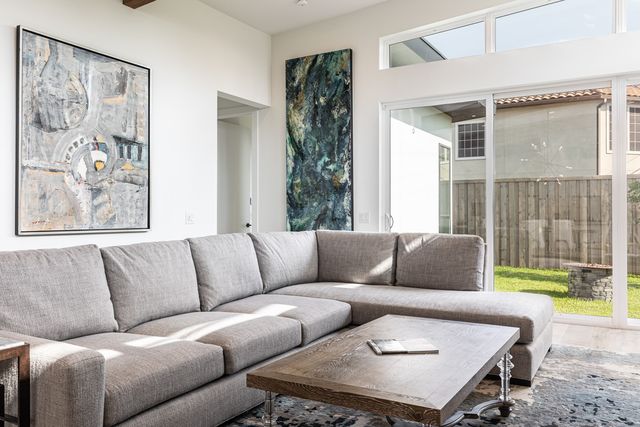 4202 Bonham Street, Dallas, TX 75229