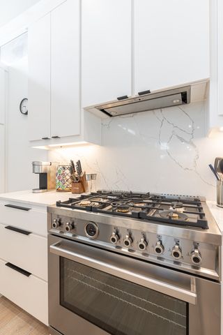 4202 Bonham Street, Dallas, TX 75229