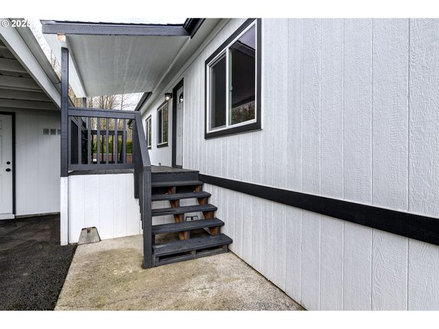 300 Sw 7TH Ave 1202, Battle Ground, WA 98604