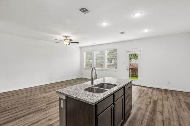 600 PEARLY EYE DR C, Pflugerville, TX 78660