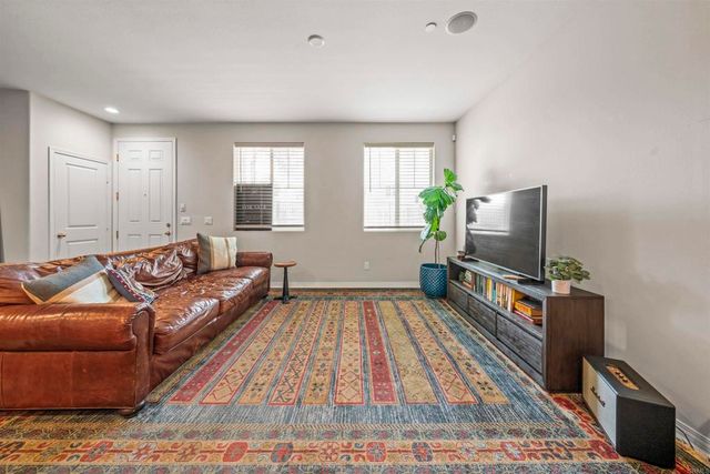 522 Heron Lane, Imperial Beach, CA 91932