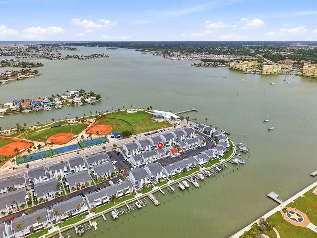 320 MEDALLION BOULEVARD H, Madeira Beach, FL 33708