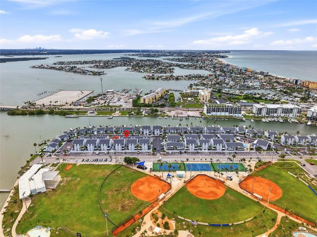 320 MEDALLION BOULEVARD H, Madeira Beach, FL 33708