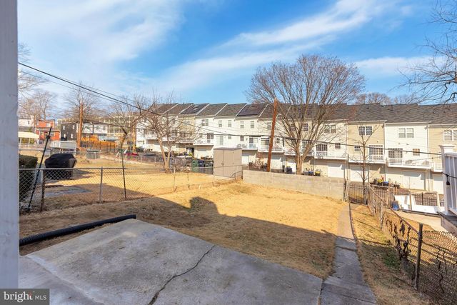 151 DARRINGTON ST SW, Washington, DC 20032