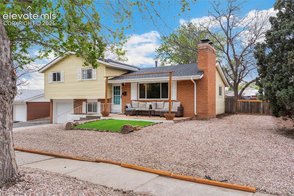 2327 Condor Street, Colorado Springs, CO 80909 — photo 3