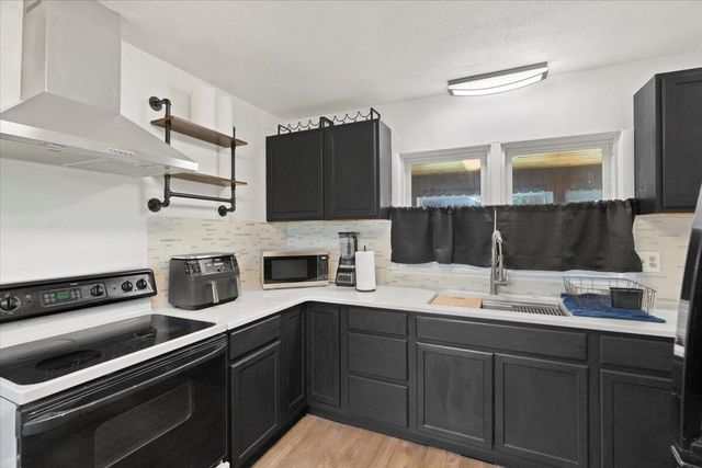 3021 Dwight STREET, Racine, WI 53403