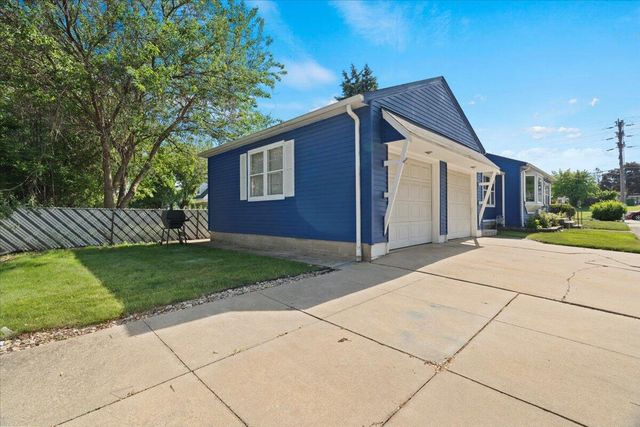 3021 Dwight STREET, Racine, WI 53403