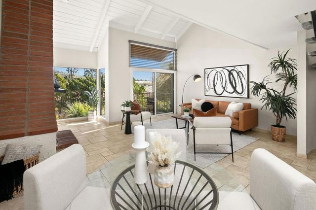 1939 Alga Road A, Carlsbad, CA 92009