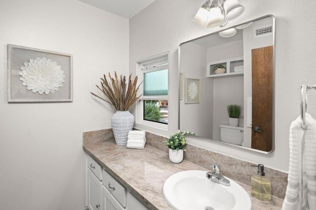 1939 Alga Road A, Carlsbad, CA 92009