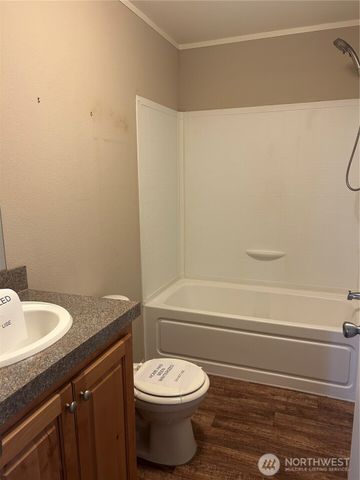 201 W Oakview Avenue #33, Centralia, WA 98531