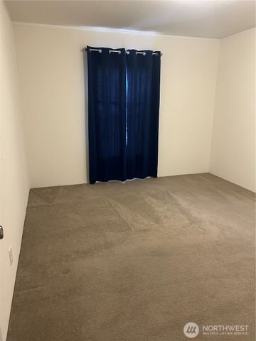 201 W Oakview Avenue #33, Centralia, WA 98531